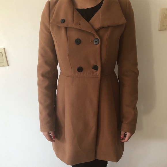 Zara Coat. Camel/brown coloured coat. - Picture 6 of 6
